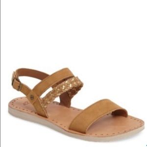 Ugg Elin sandals